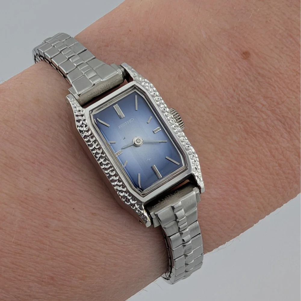 Seiko 11-4300 Manual Wind Blue Textured‎ Dial Tank Watch WGP Vintage 11-4300